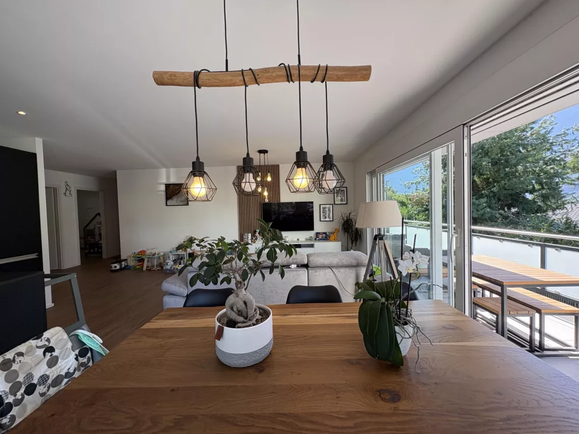 Cosy appartement de 4.5 pièces avec superbe balcon de 35 m2
