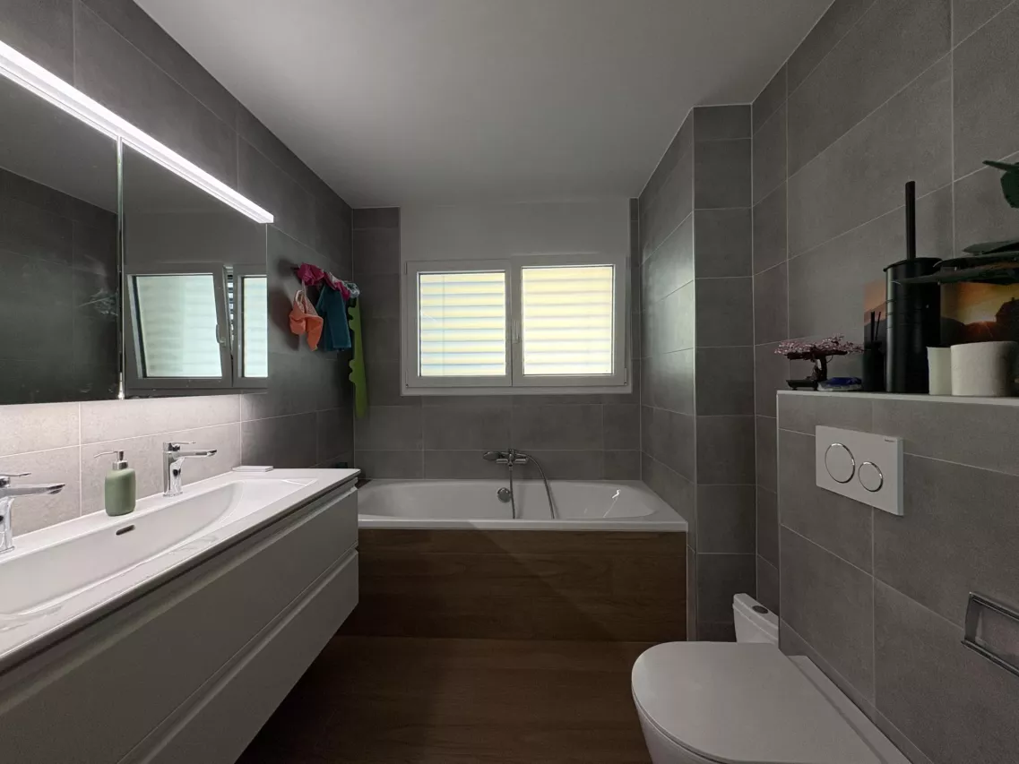 Cosy appartement de 4.5 pièces avec superbe balcon de 35 m2