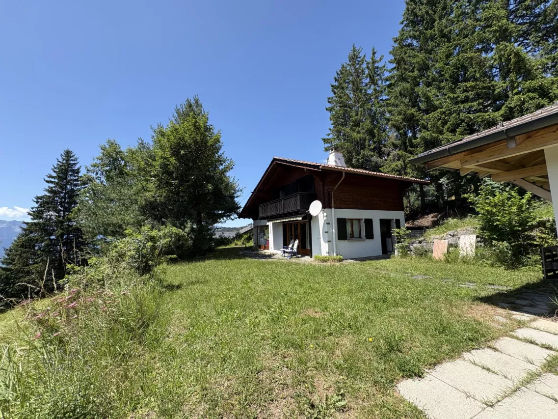 Chalet cocoon sur 1600 m2 de terrain, superbe vue