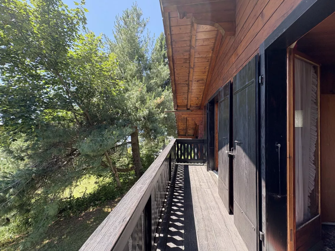 Chalet cocoon sur 1600 m2 de terrain, superbe vue