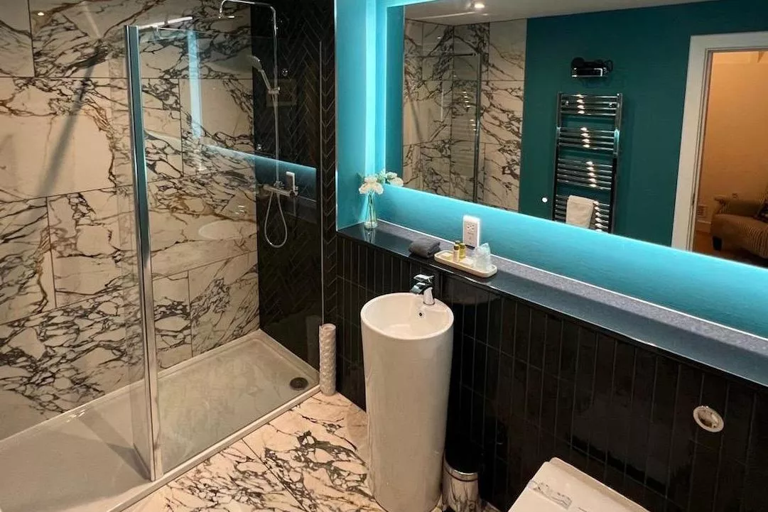 Offre Exclusive ? Ensemble de 3 biens immobiliers ? 350'000 CHF