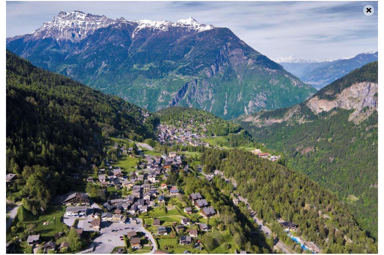 Plateaux bruts pour résidences principales, Chalet Wellness-Spa dans les Alpes Valaisannes