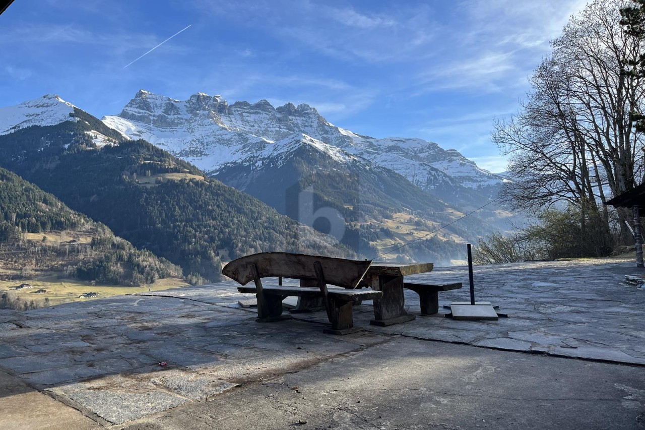 UNE HISTOIRE INCROYABLE ET UNE VUE MAGNIFIQUE