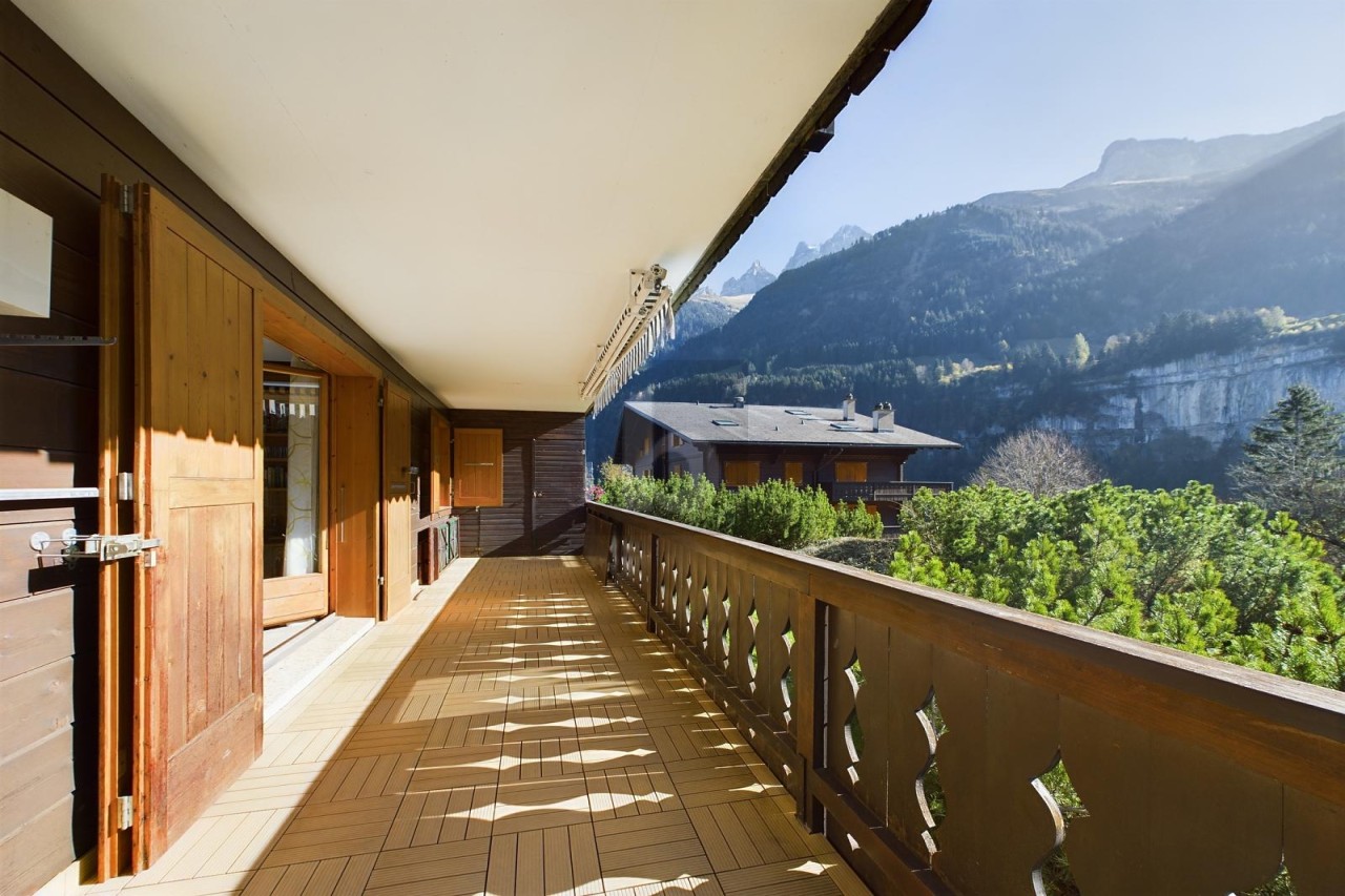 APPARTEMENT DE MONTAGNE AVEC UNE VUE DE RÊVE