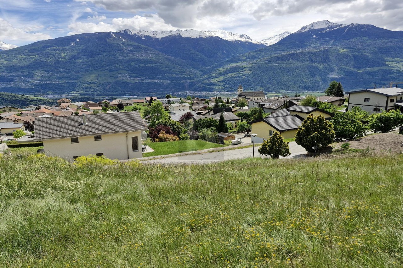 MAGNIFIQUE VUE SUR LES ALPES VALAISANNES