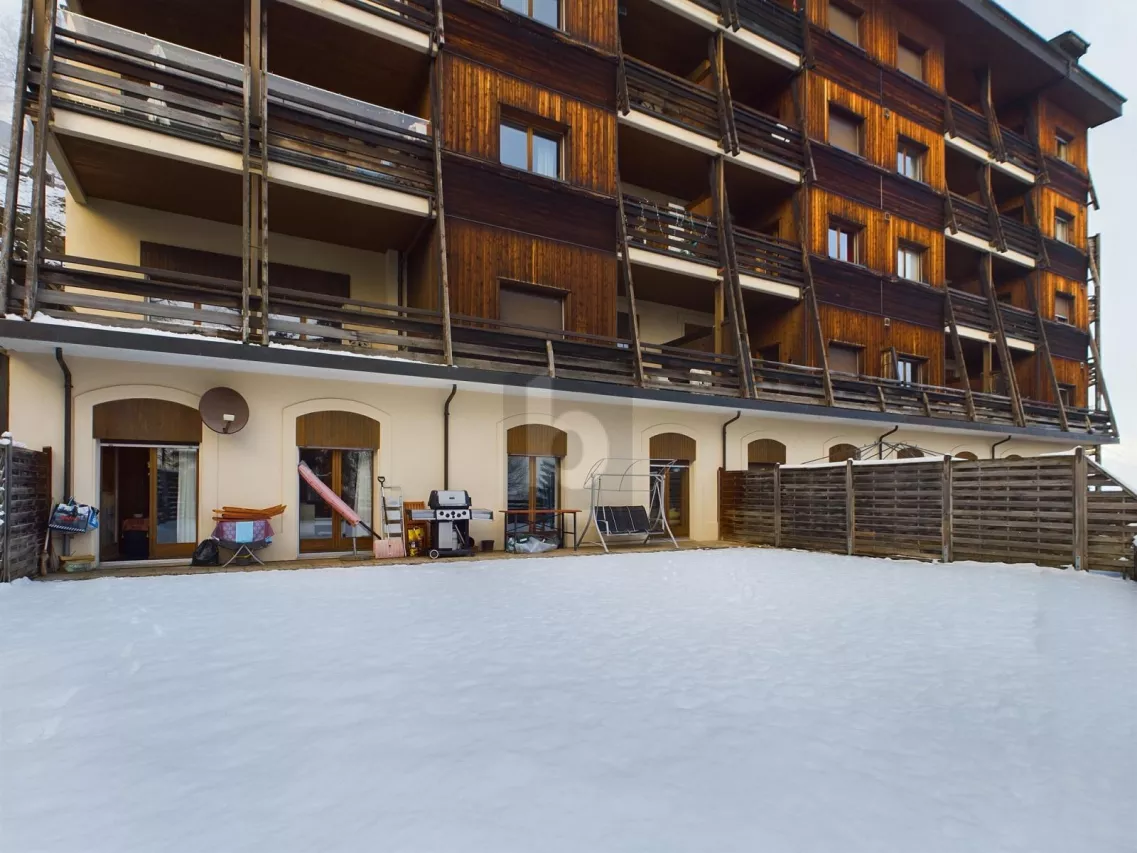 AVEC UNE MAGNIFIQUE TERRASSE DE 100 M²