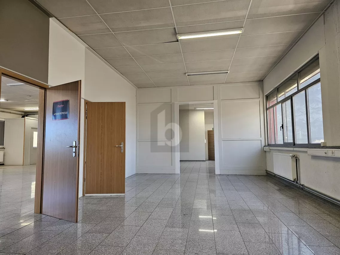 SPACIEUSE ET AVEC BEAUCOUP DE POTENTIEL