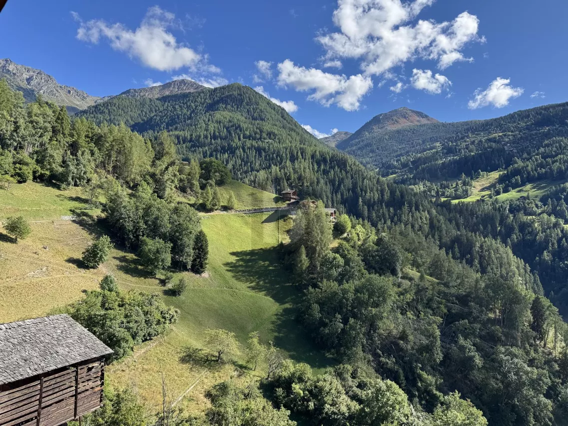CHARMANTE PROPRIÉTÉ, VUE IMPRENABLE PLEIN SUD