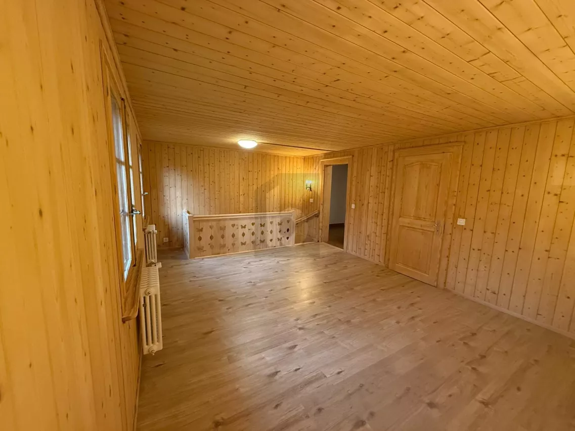 SPACIEUX DUPLEX AVEC GRAND JARDIN