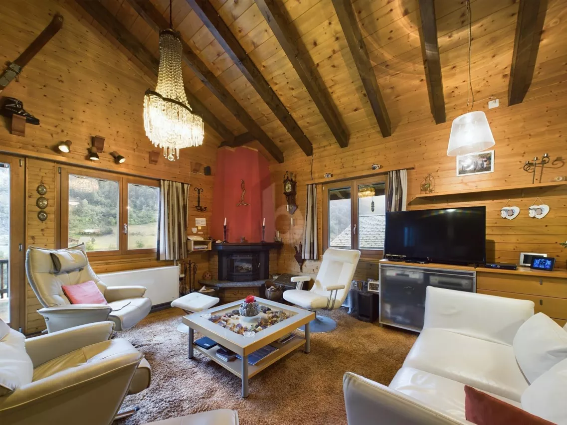 HERRLICHE AUSSICHT MIT VIEL SONNENSCHEIN