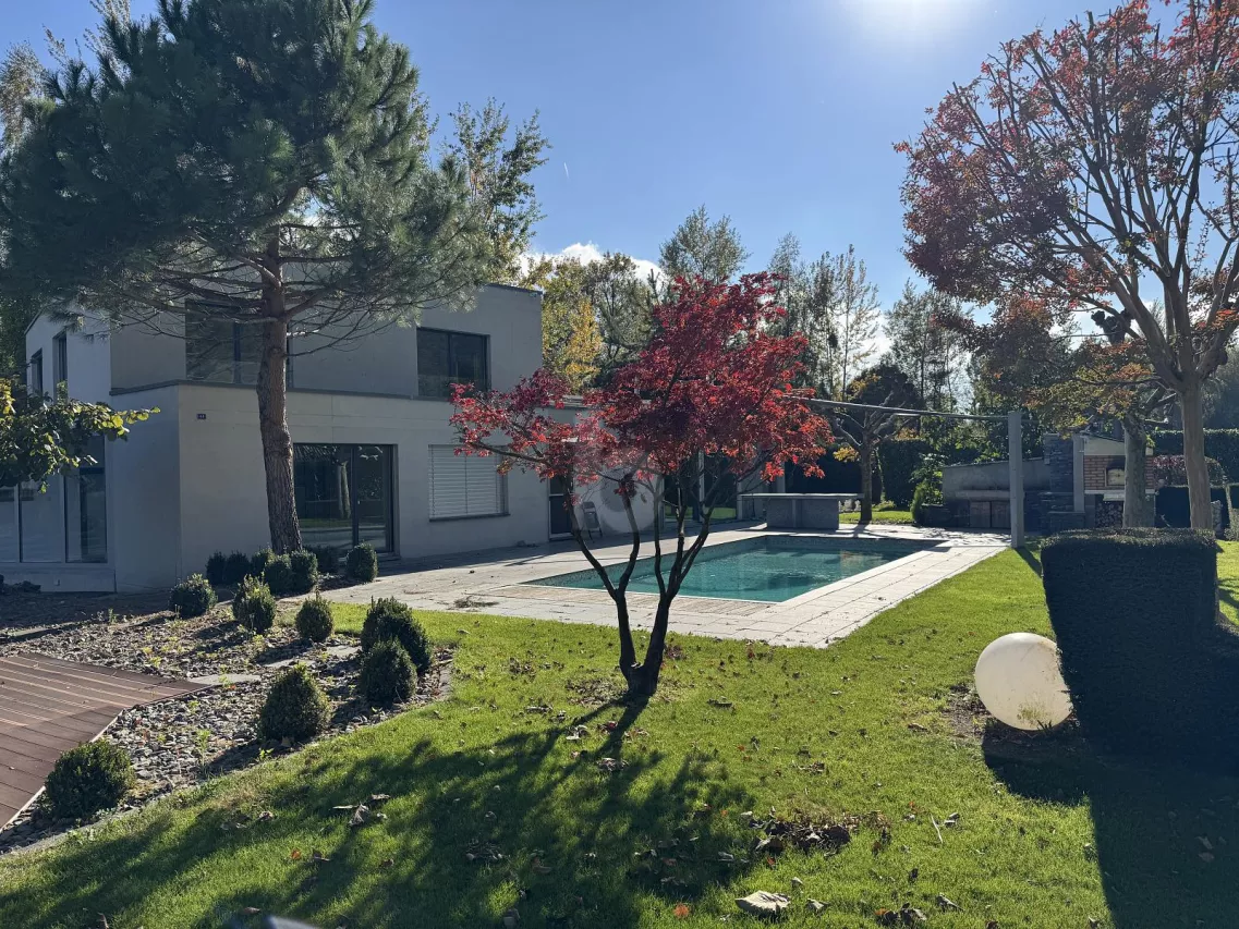 PROPRIÉTÉ EXCLUSIVE, OCCASION RARE DE VENTE