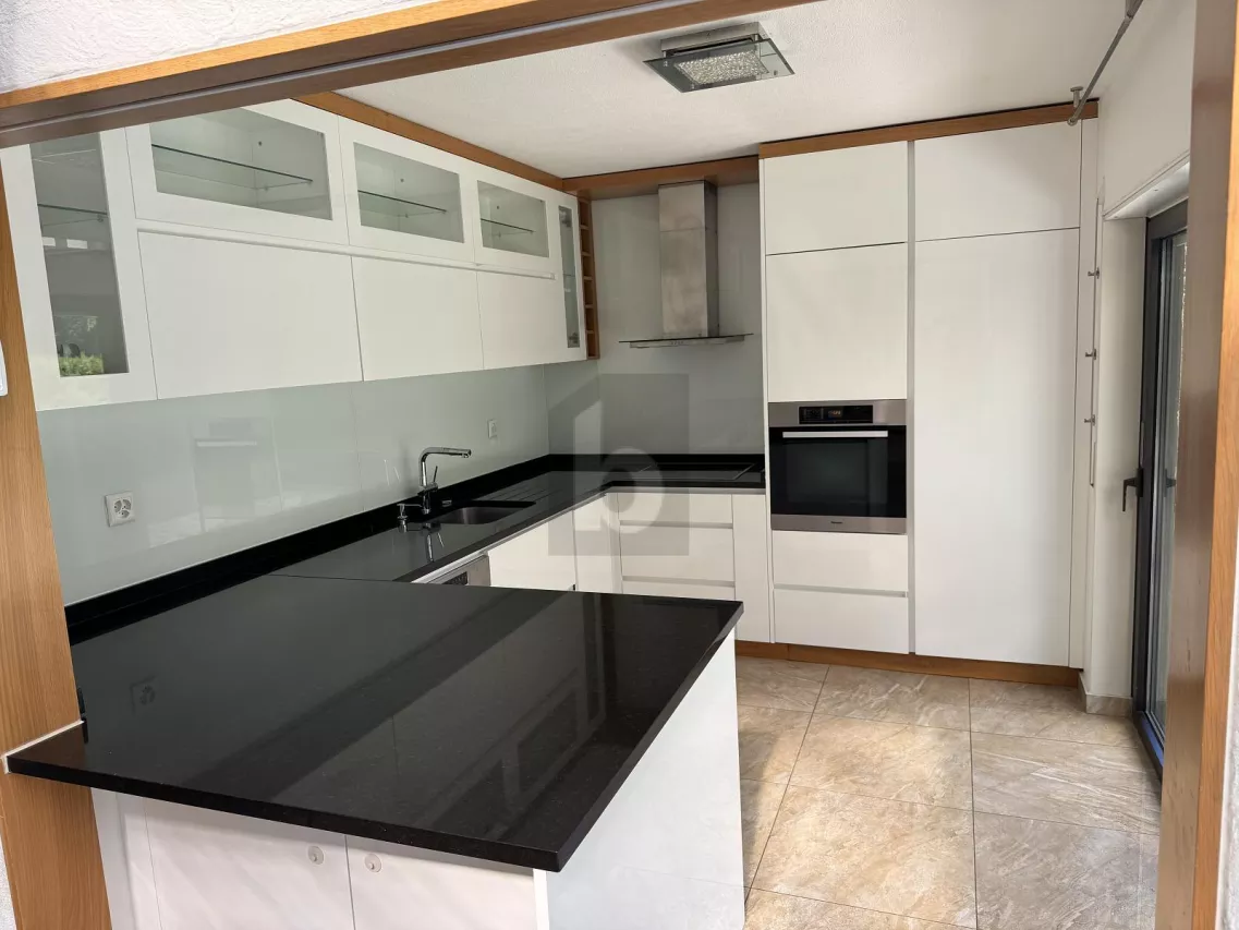 ECRIN LUMINEUX ET RAFFINÉ AU MILIEU DES VIGNES