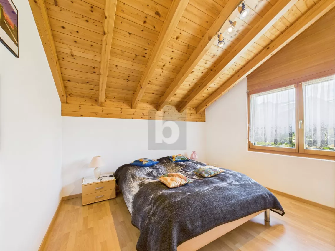 HERRLICHE LAGE MIT TRAUMHAFTER AUSSICHT