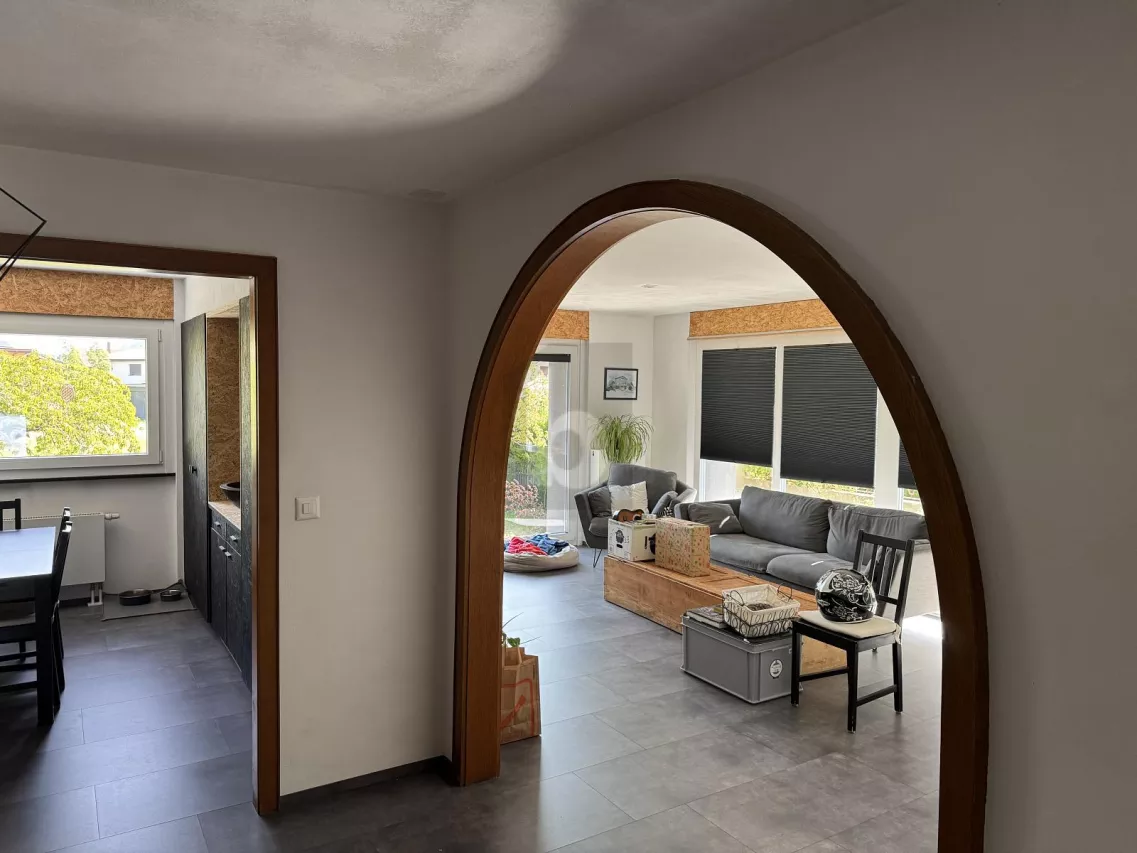 LUMINOSITE INTEMPORELLE ET RADIEUSE