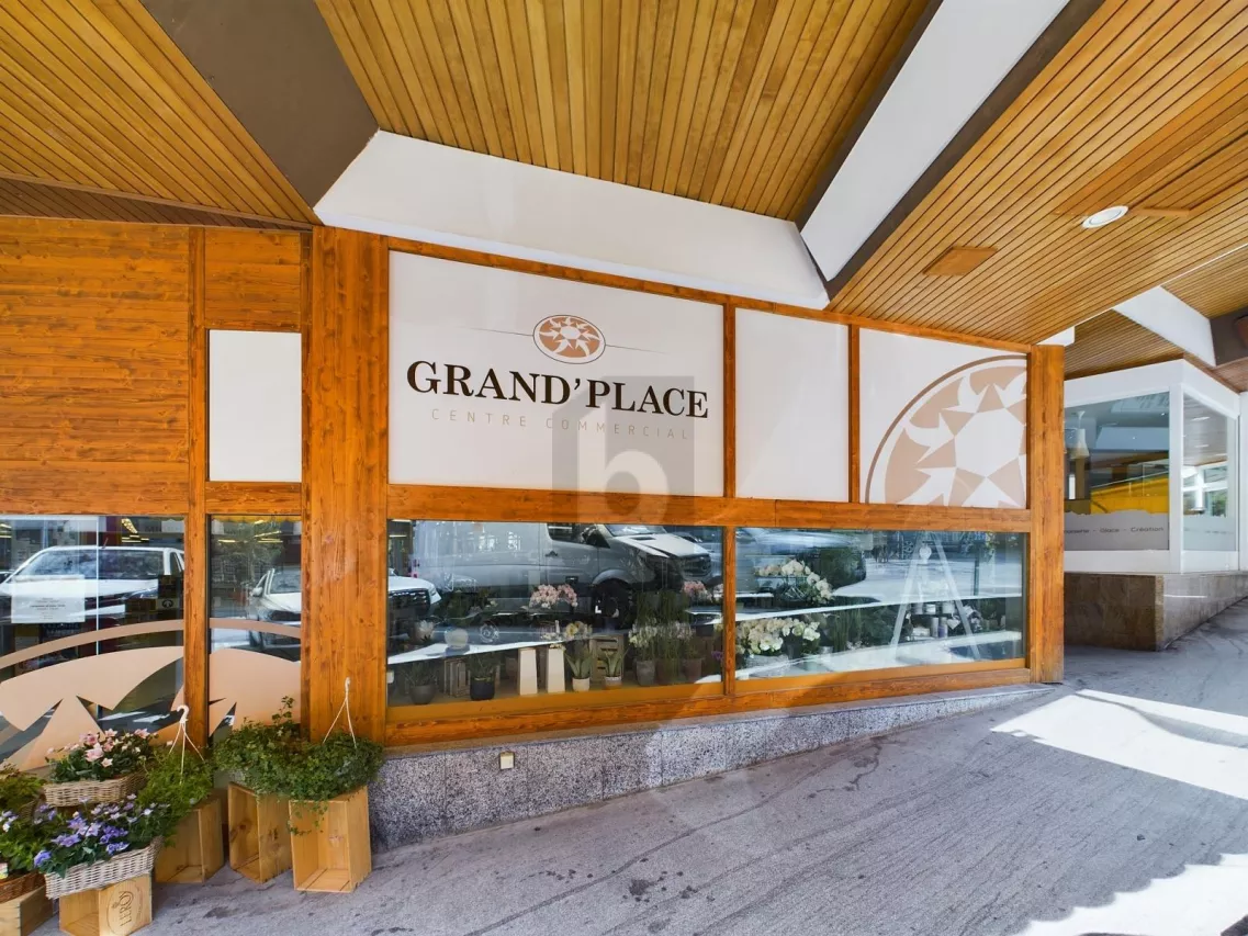 CLIENTÈLE FIDÉLISÉE ET EXCELLENTE OPPORTUNITÉ