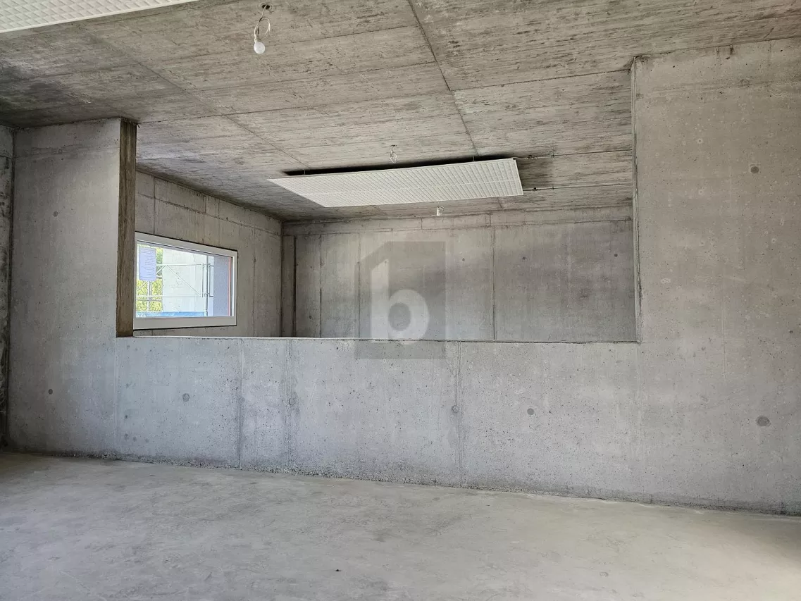 HALLE DOUBLE AVEC PARTICIPATION TRAVAUX