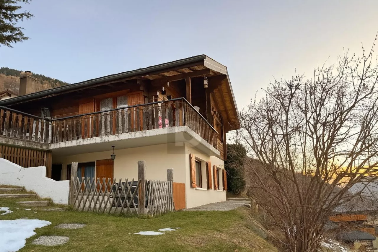 RESERVE- REFUGE ALPIN AVEC VUE PANORAMIQUE