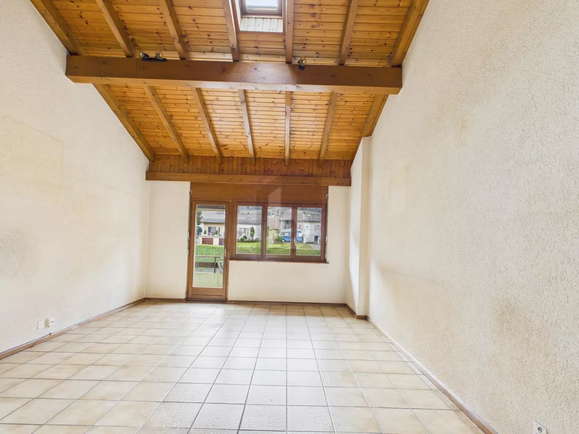 BEAUCOUP DE LUMIÈRE ET D'ESPACE