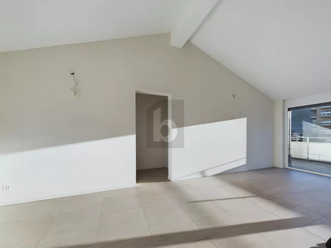 SONNIG, RUHIG MIT WEITBLICK