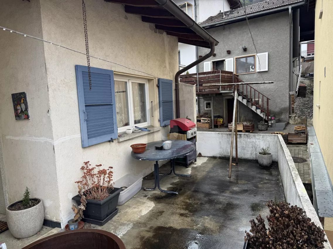 RARE: AVEC GRANGE ET GRAND POTENTIEL