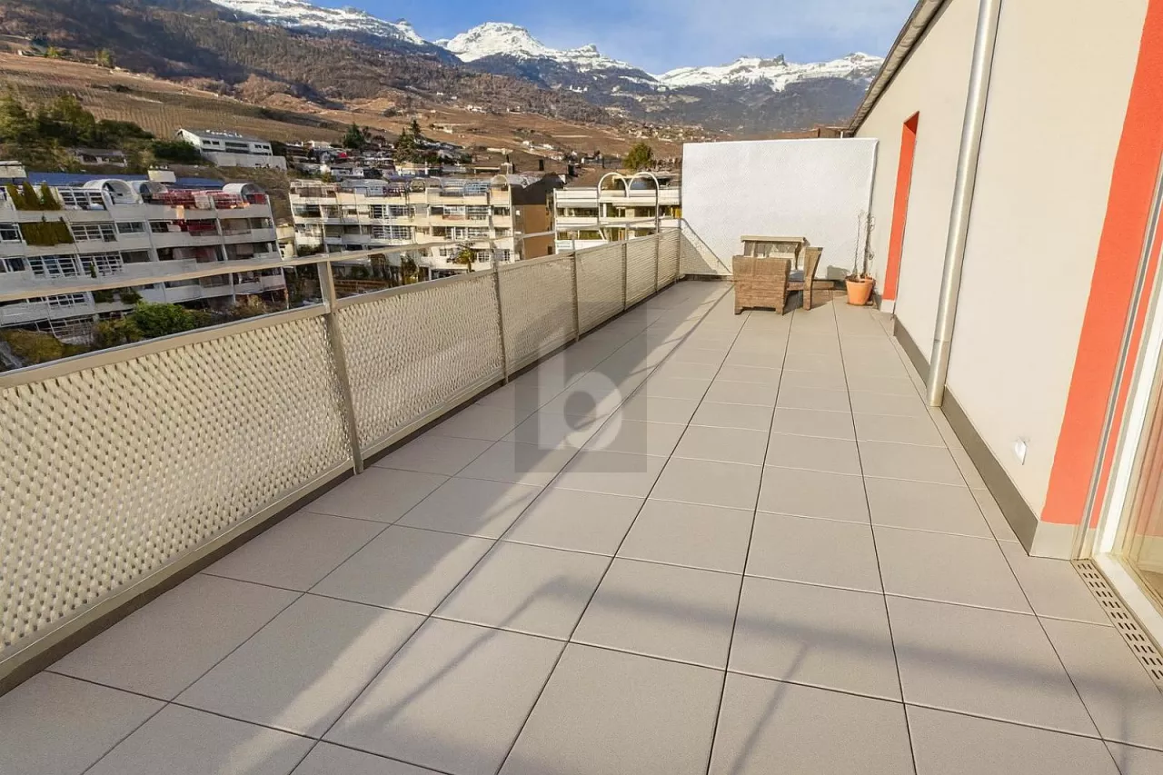 CALME, ENSOLEILLÉ ET MODERNE