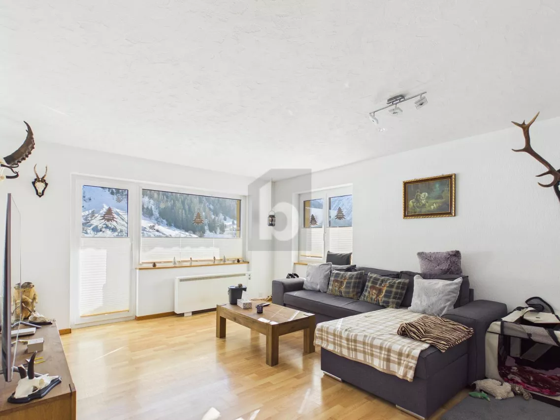 TRAUMHAFTE AUSSICHT IN ALPINER LAGE