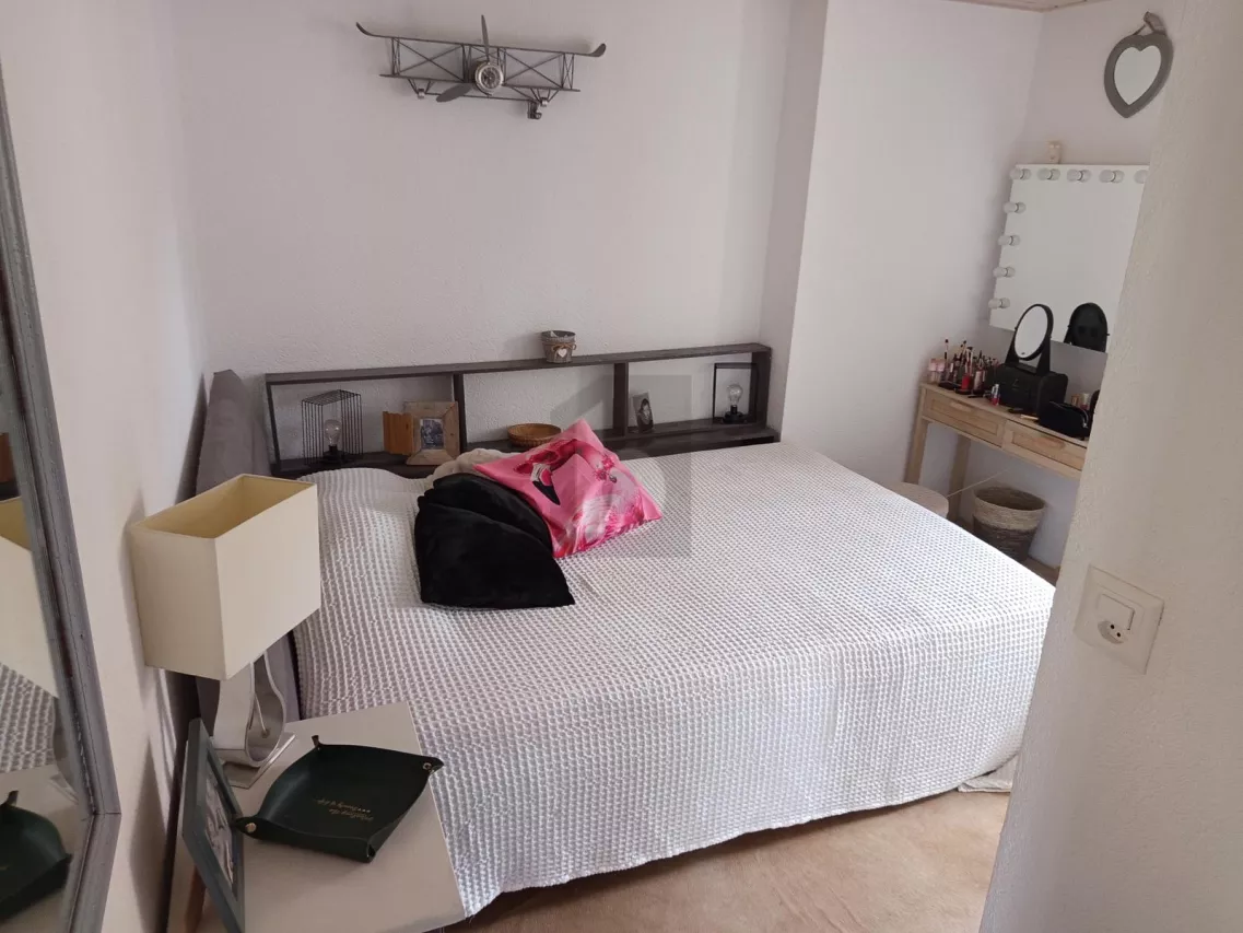 PROPRIÉTÉ AVEC TERRAIN À BÂTIR