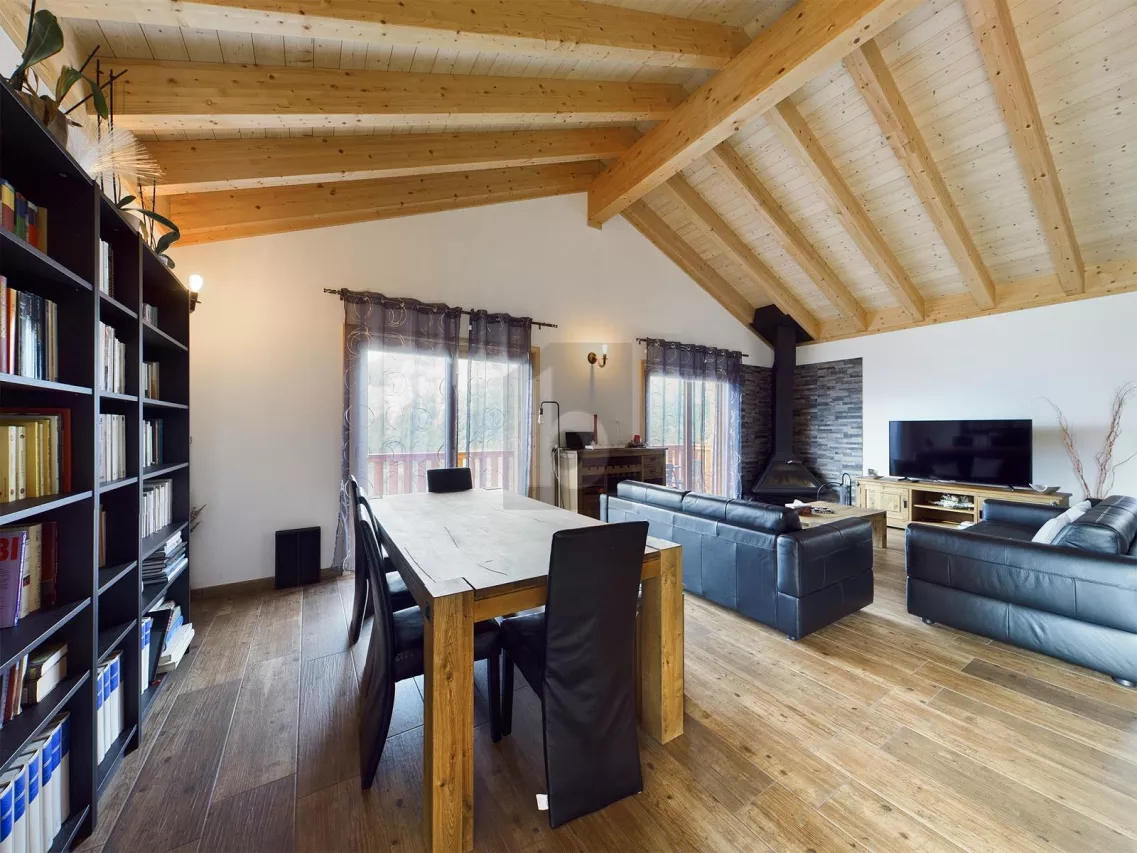 VIEL SONNENSCHEIN UND HERRLICHER AUSBLICK