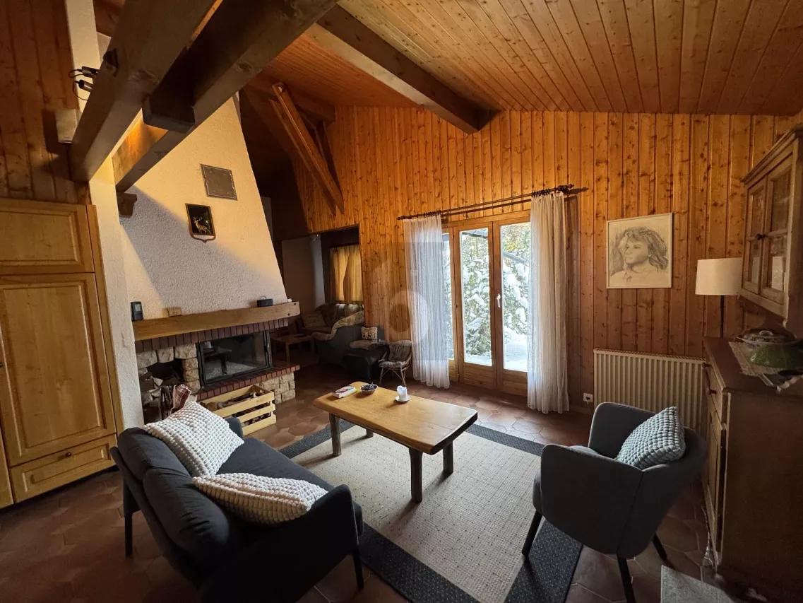 PLEIN DE CHARME, VUE DÉGAGÉE ET CALME