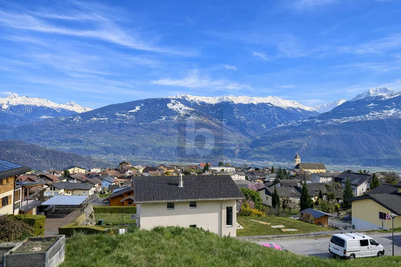 UNIQUE, DANS UN CADRE PRIVILÉGIÉ & VUE PANORAMIQUE