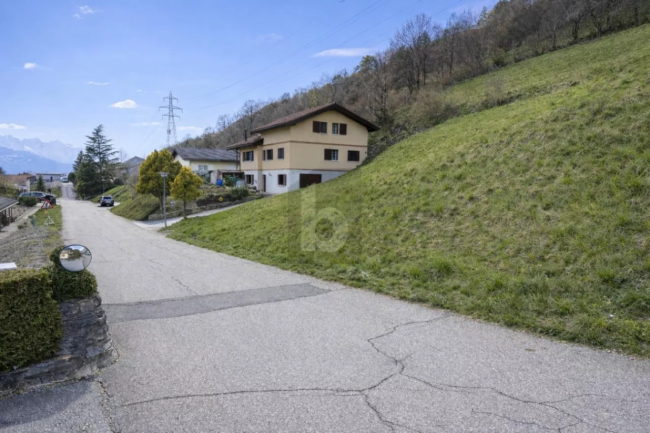 UNIQUE, DANS UN CADRE PRIVILÉGIÉ & VUE PANORAMIQUE