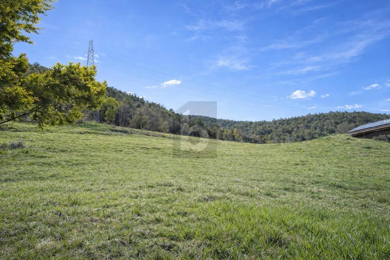 UNIQUE, DANS UN CADRE PRIVILÉGIÉ & VUE PANORAMIQUE