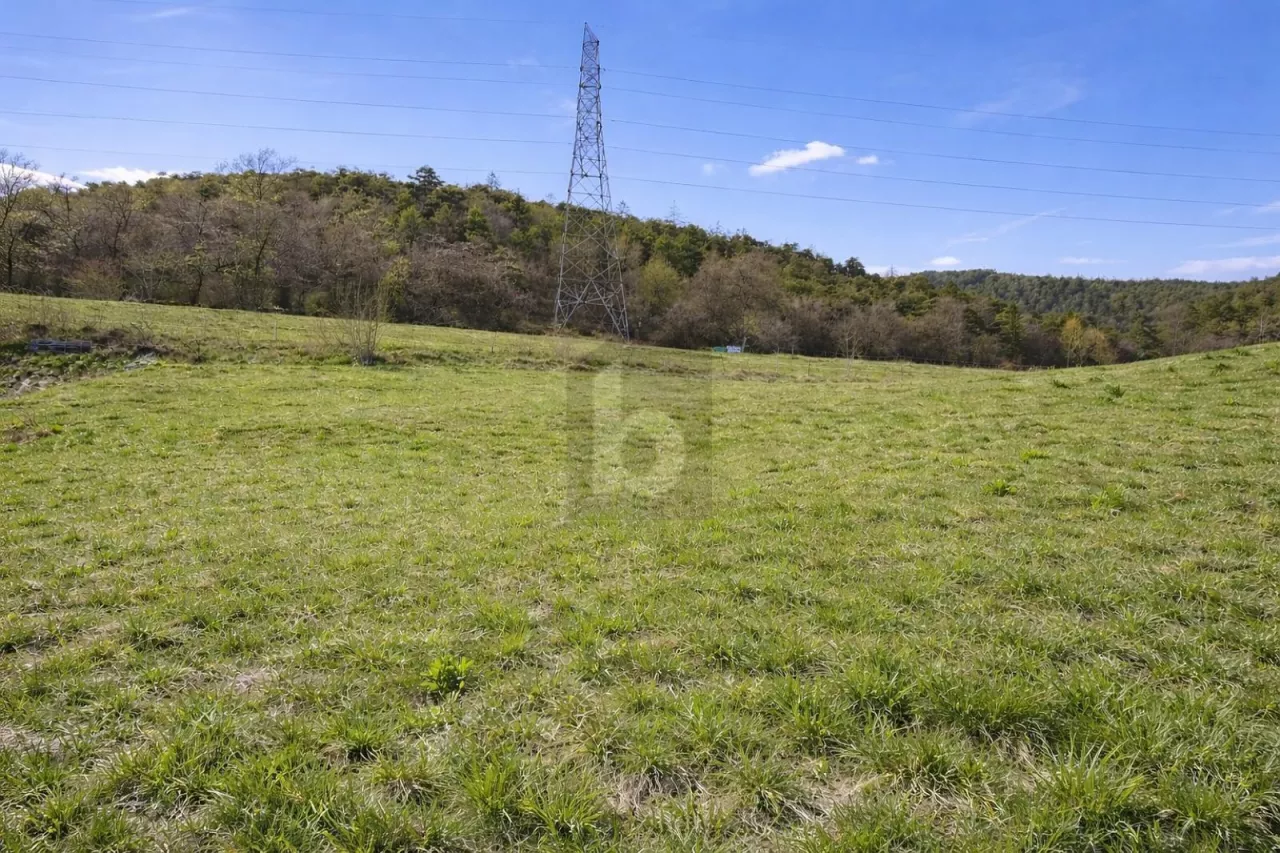 UNIQUE, DANS UN CADRE PRIVILÉGIÉ & VUE PANORAMIQUE