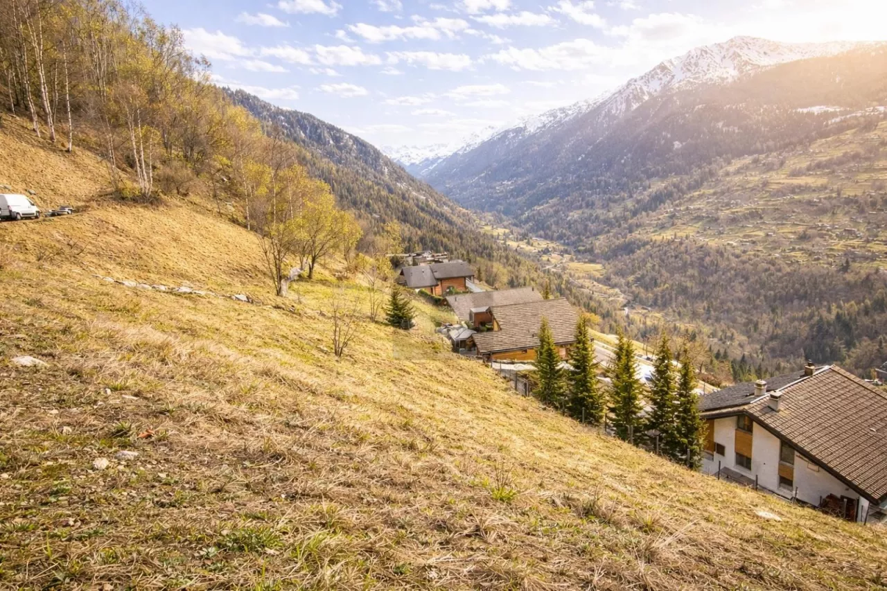BELLE PARCELLE À BÂTIR