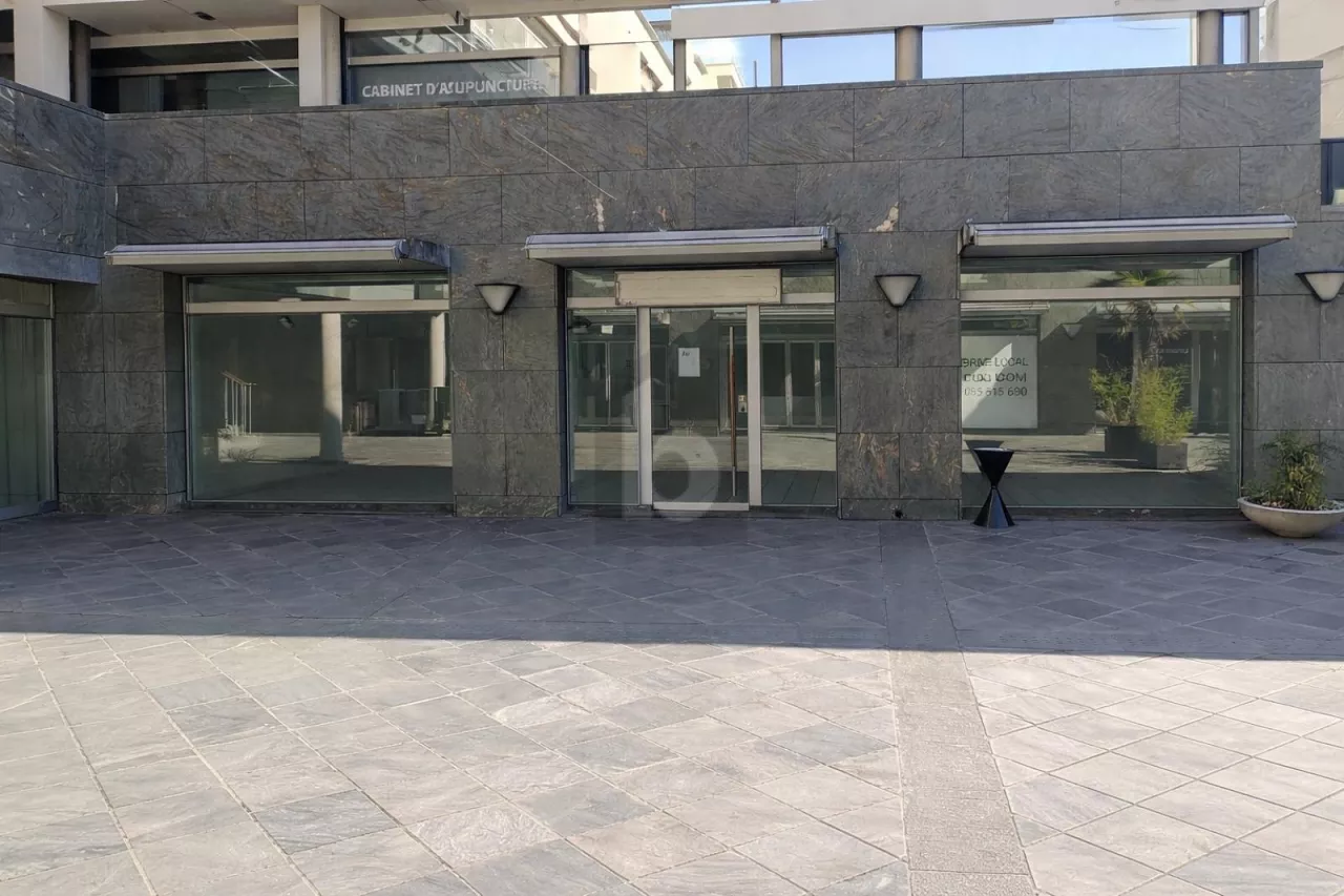 VISIBLE, PRATIQUE ET CENTRAL