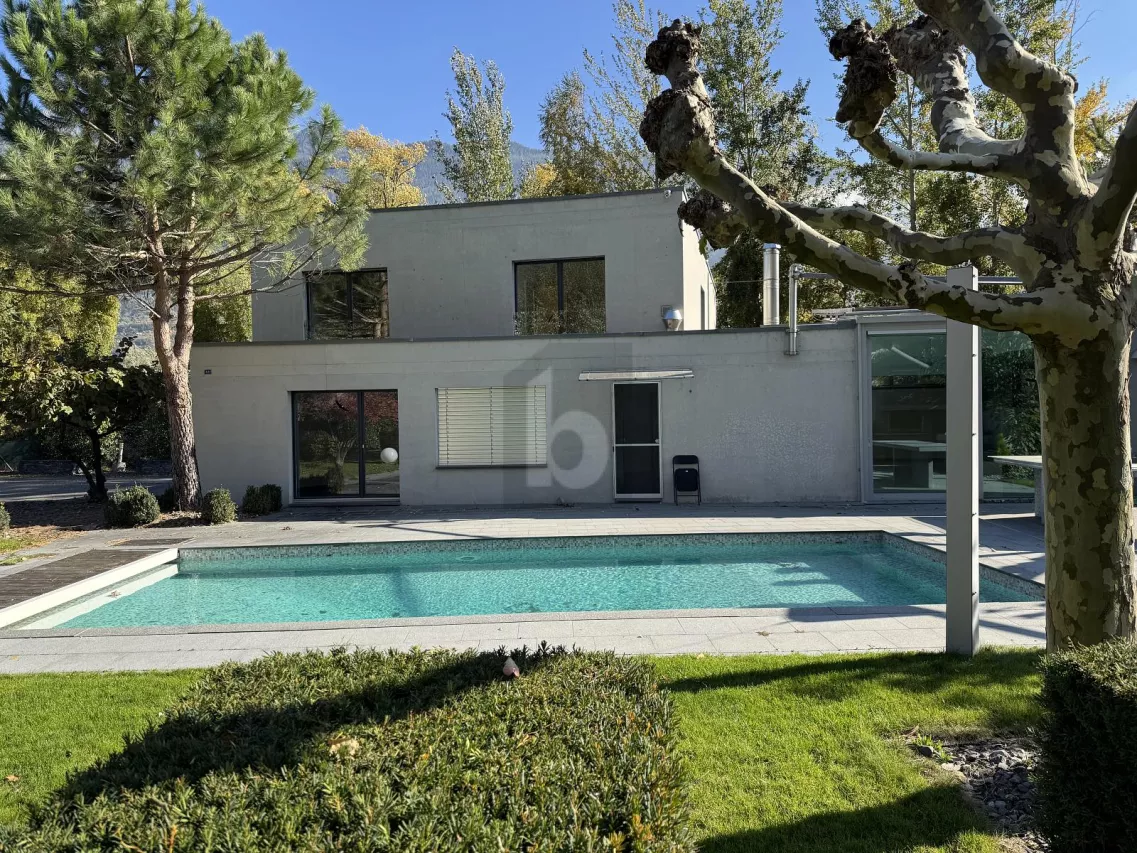 PROPRIÉTÉ EXCLUSIVE, OCCASION RARE DE VENTE