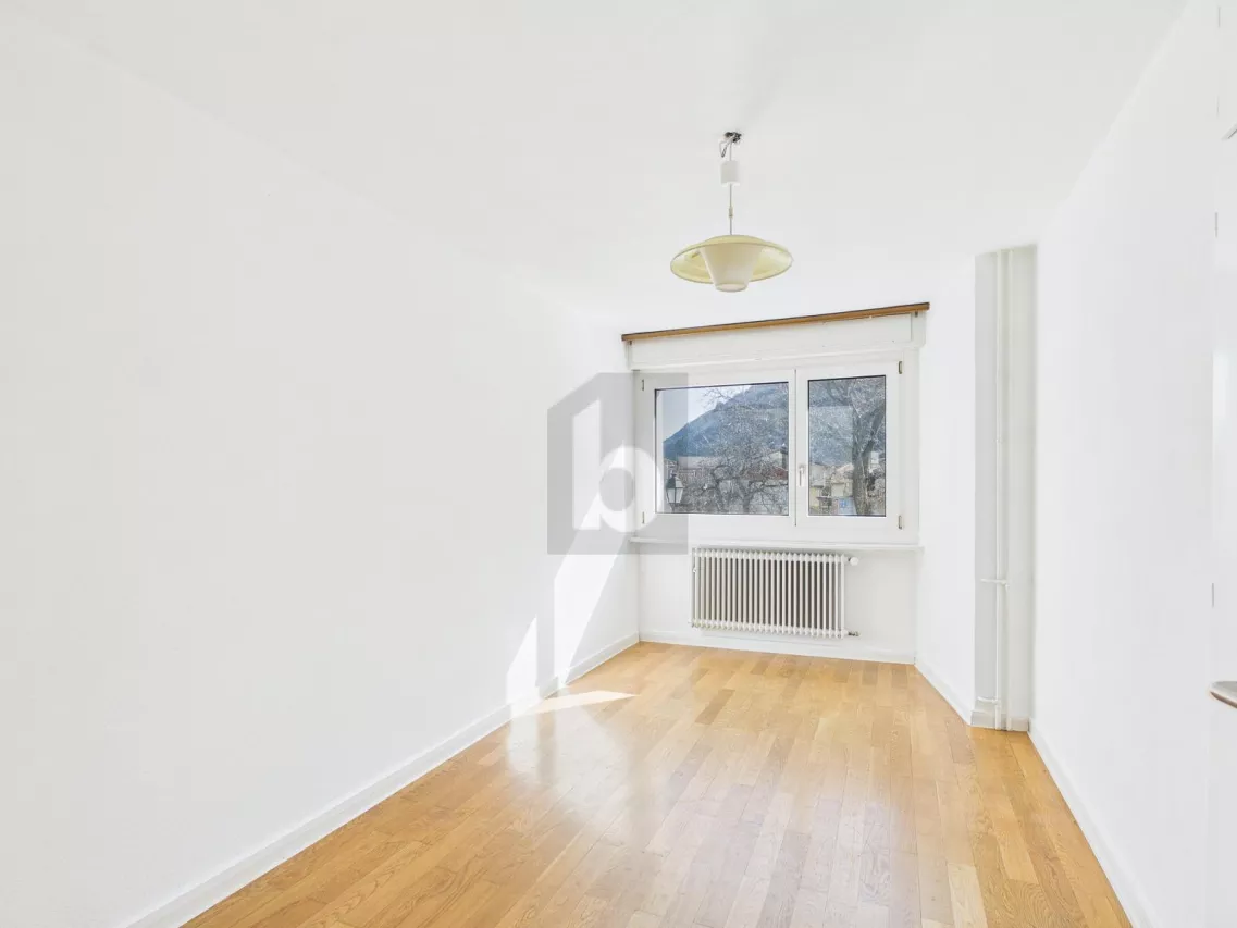 RENOVIERT, SONNIG UND ZENTRAL