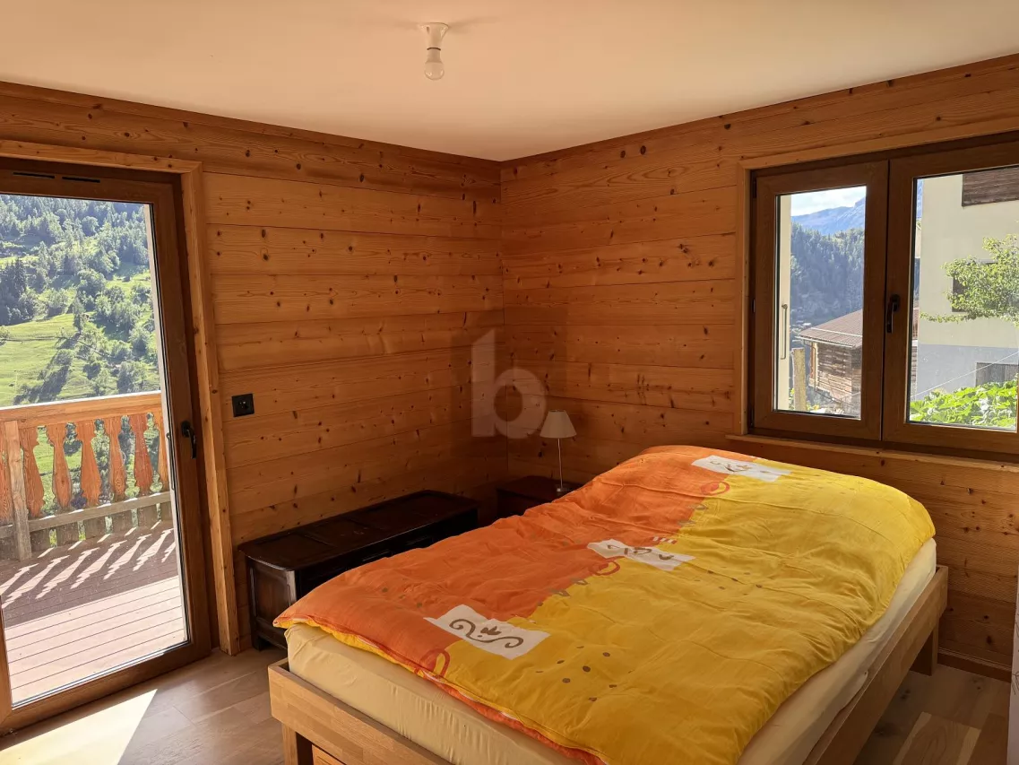 CHARMANTE PROPRIÉTÉ, VUE IMPRENABLE PLEIN SUD