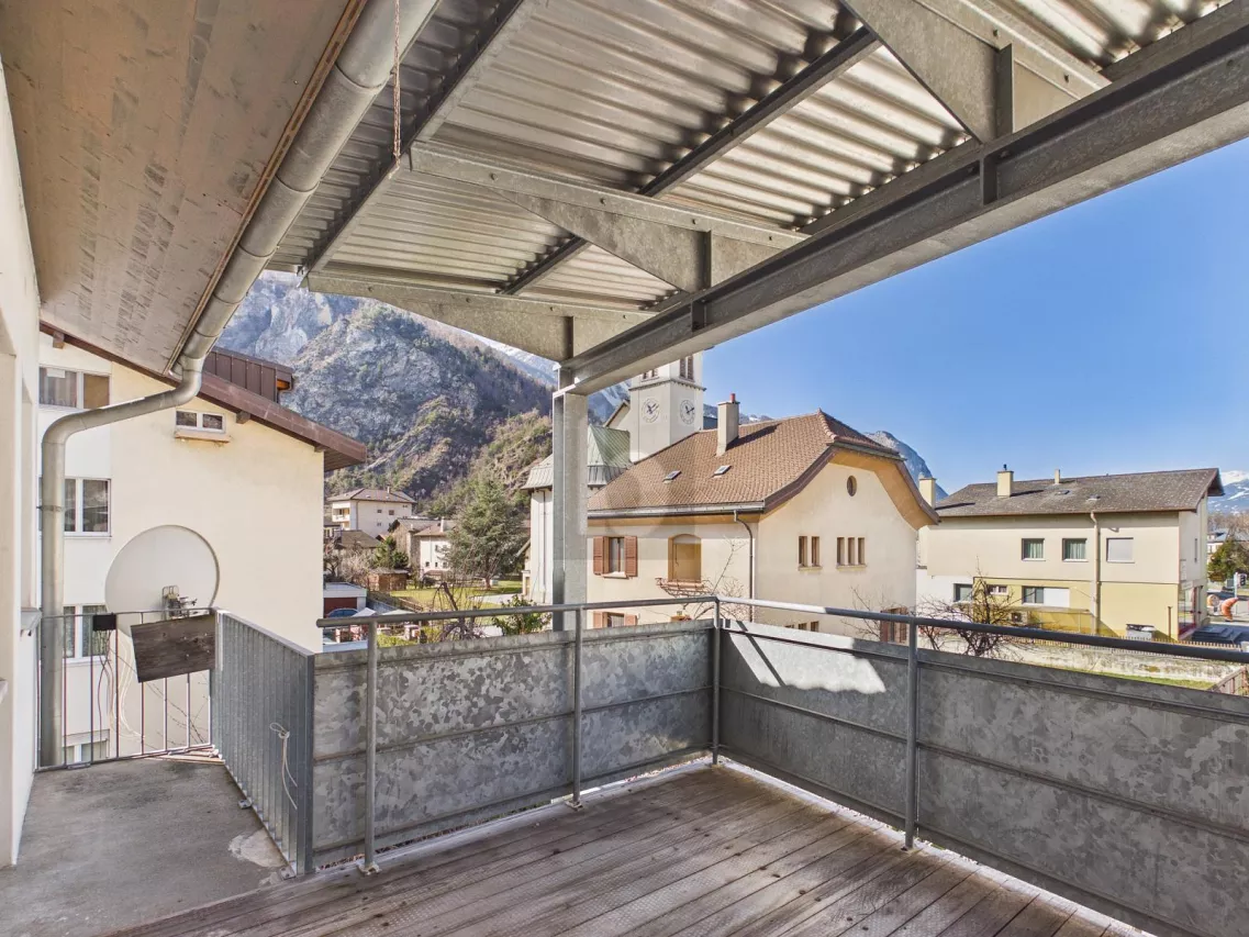 ATTRAKTIV MIT BALKON UND ABENDSONNE