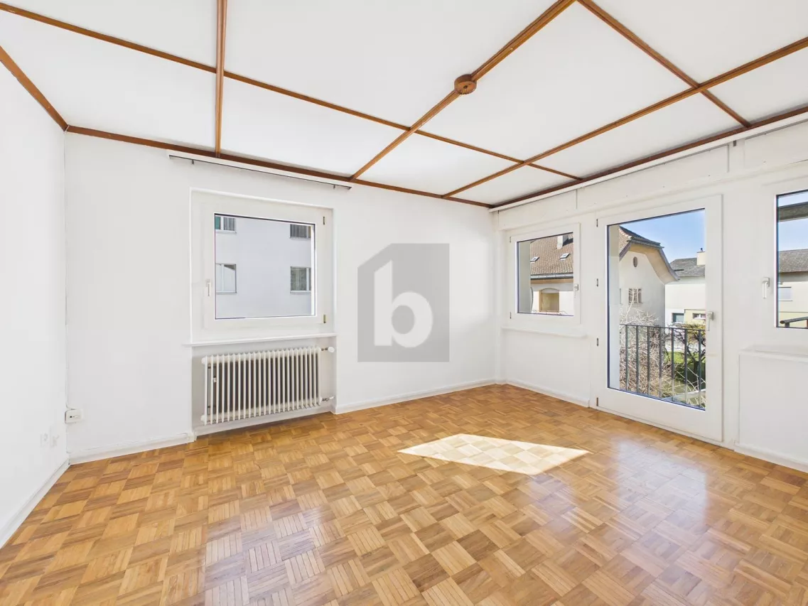 ATTRAKTIV MIT BALKON UND ABENDSONNE