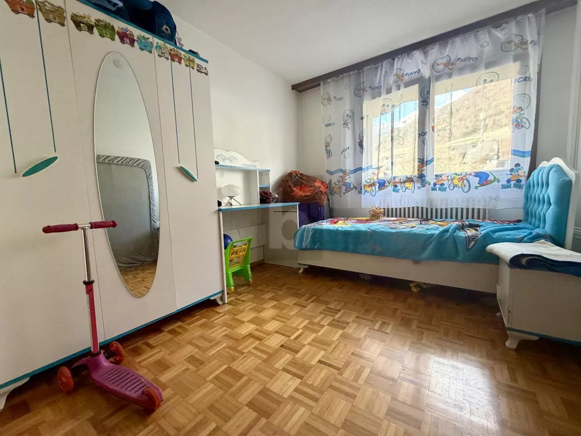 SPACIEUX AVEC JARDIN PRIVATIF