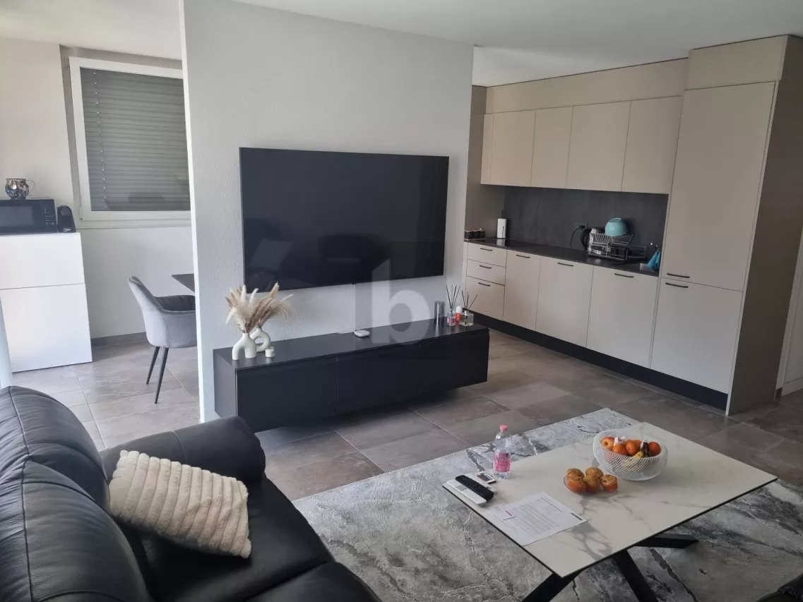 LUMINEUX AVEC VUE SUR LES MONTAGNES