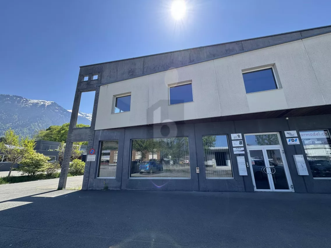 SPACIEUX, FONCTIONNEL ET LUMINEUX