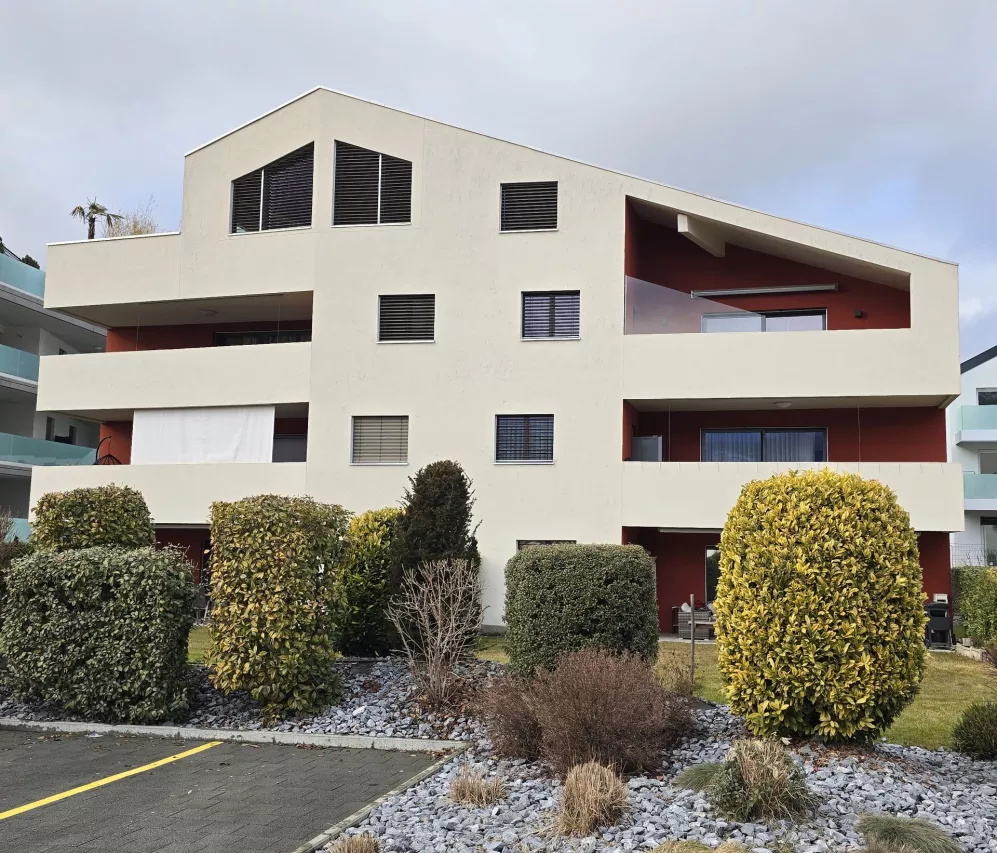 ATTIQUE terrasse 4,5 pièces à Conthey Comme NEUF