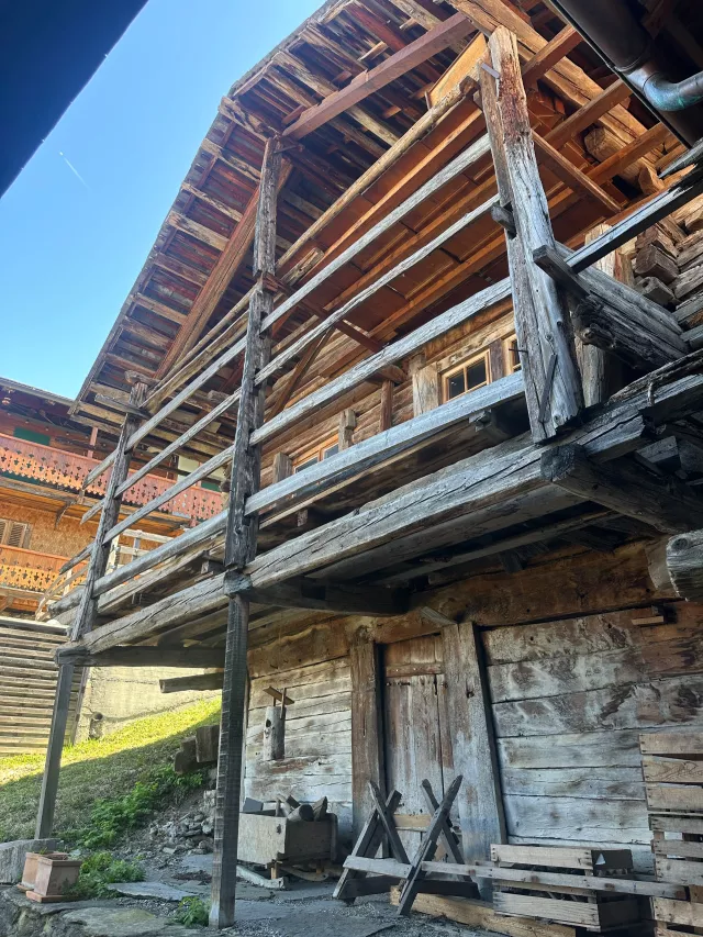 Grange à rénover aux Agettes