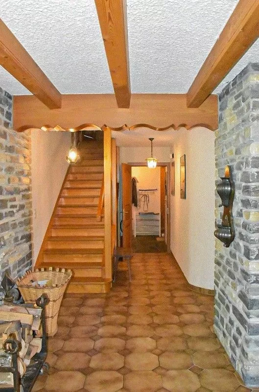 Magnifique chalet terrasse de 9,5 pièces à la Tzoumaz