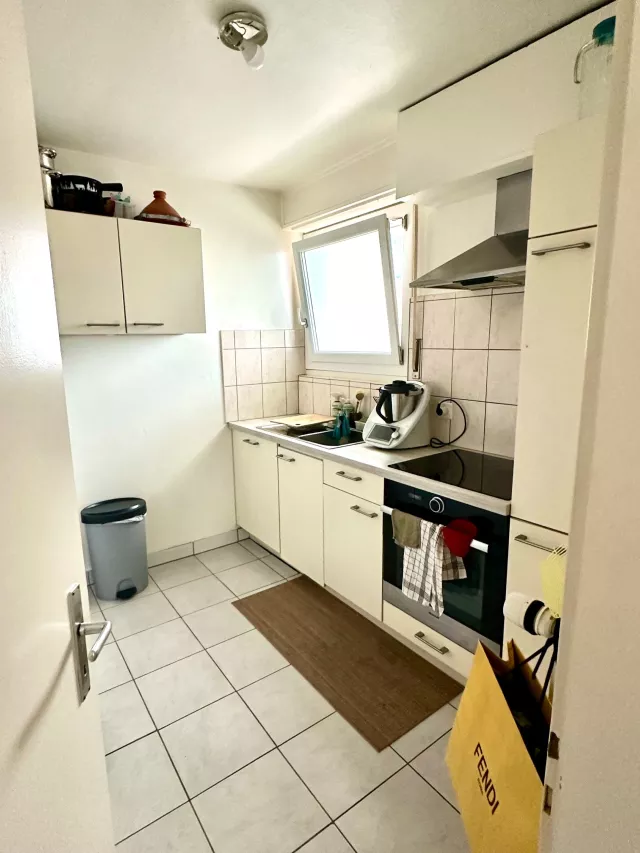 Bel appartement au 4ème étage de 4,5 pièces à Sierre