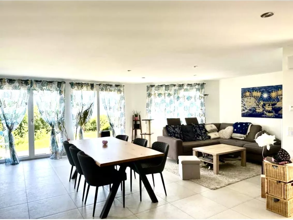 Joli 3,5 pièces au rez-de-chaussée à Vex