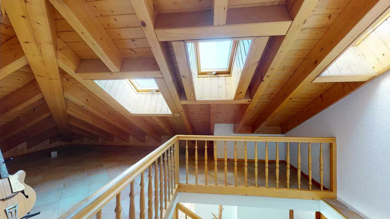 * Centre ville - Attique de 5,5 pces à louer *