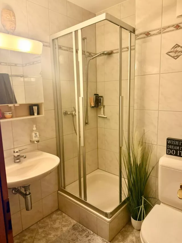 * Centre ville - Attique de 5,5 pces à louer *